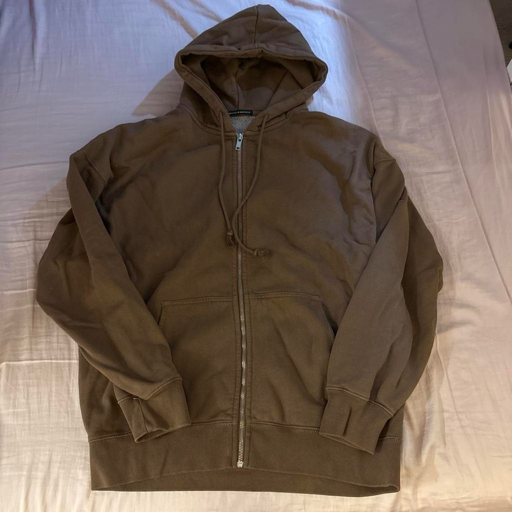 Brandy Melville Oversized Brown Zip-Up Sweater